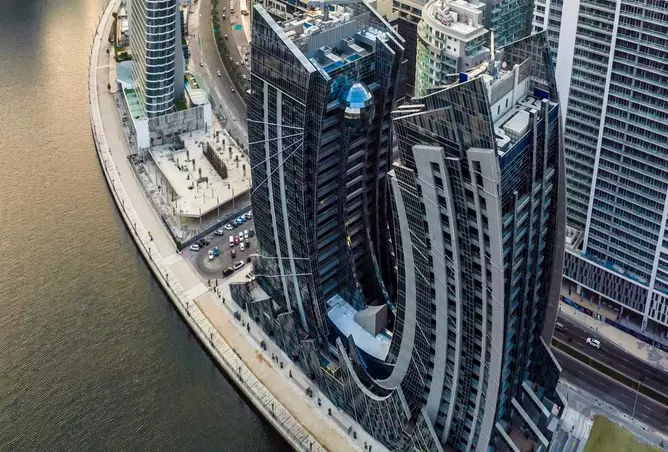DaVinci Tower — photo 1 of 7